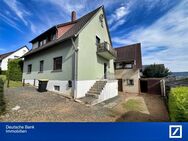 -- Zweifamilienhaus mit Einfamilienhausanbau -- - Rinteln