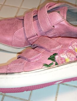 Tom Tailer Mädchen Damen Schuhe Gr.38 Halbschuh mit Klettverschluss s Bilder Top Neu sehr schöne Blumenstickerei gänzend rosa schimmernd - Esslingen (Neckar)