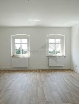NEU!!! Renovierte 4-Raum-Dachgeschoss-Wohnung - Zwickau
