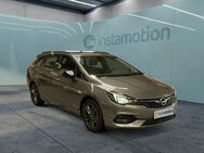 Opel Astra, 1.2 K ST Turbo Design&Tech, Jahr 2022 - München