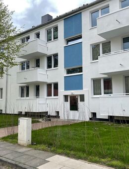 Modernisierte 3 Zimmer Wohnung: Frisch renoviert und bereit zum Einzug! - Enger (Widukindstadt)