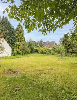 Doppelhaushälfte mit großem Garten - Erbpachtgrundstück in Wedel - Wedel