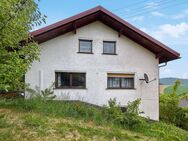 Sanierungsbedürftiges Zweifamilienhaus in Furth im Wald - Furth (Wald)