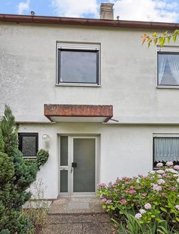 Gepflegtes Reihenendhaus mit tollem Garten und Garage in Puschendorf - Puschendorf