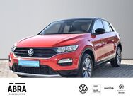 VW T-Roc, 1.5 TSI Style LANE, Jahr 2019 - Braunschweig