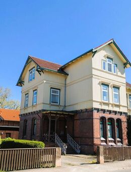 Repräsentative Gründerzeitvilla mit 3 Wohneinheiten/Charakterstark , voll vermietet & nahe dem Harz - Goslar