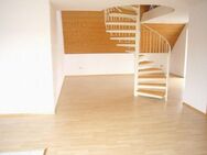 Schicke 3 Zi. DG-Maisonette-Wohnung mit Balkon - Kirchheim (Teck)