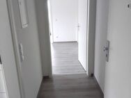 Sehr schöne komplett sanierte 2 Zimmer Wohnung zu vermieten!!! - Gelsenkirchen