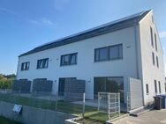 Reihenmittelhaus in Sandelzhausen mit gehobener Ausstattung und Einbauküche! - Mainburg