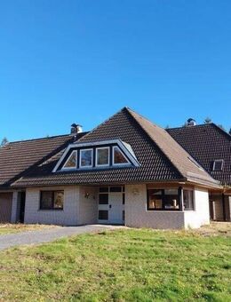 ZEVEN - NÄHE A1 - HAMBURG/BREMEN: WOHNEN/GEWERBE AUF EINEM GRUNDSTÜCK : "INDUSTRIEGEBIET GI" ! - Zeven