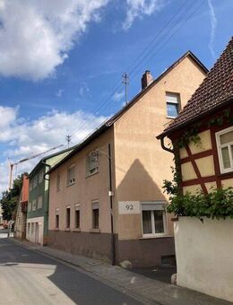 Großzügiges EFH in Zell am Main - Zell (Main)