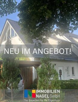 Leben mit Stil: Doppelhaushälfte aus 2003 mit Terrasse und Carport in Hille-Hartum! - Hille