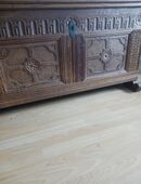 Alte eichentruhe in 45711