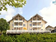 Zentral, jedoch ruhig gelegene Ferienwohnung mit Einbauküche, Terrasse & Tiefgaragenparkplatz im Ostseebad Binz - Binz (Ostseebad)