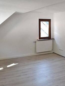 4-Zi-Dachgeschosswohnung im Herzen von Bad Wildbad - Bad Wildbad