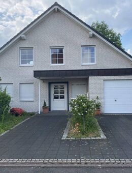 Hochwertiges Einfamilienhaus in bevorzugter Lage von Privat - Bielefeld