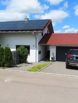 Neuwertiges Vollholz-Haus - zum richtig Wohlfühlen! - Altusried