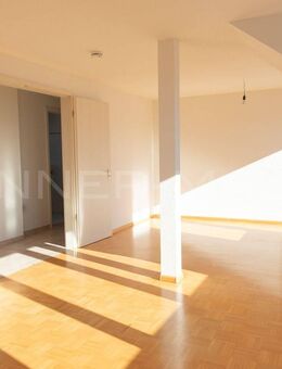 Wunderbar lichtdurchflutete 3-Raum-Dachgeschoss-Wohnung in Blankenfelde zu verkaufen! - Blankenfelde-Mahlow