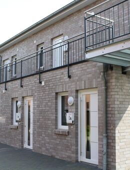 Gemütliche 2-Zimmer Eigentumswohnung mit Terrasse in Oldenburg (WHG 6) - Oldenburg