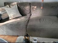 Sofa grau in sehr gutem Zustand. - Köln