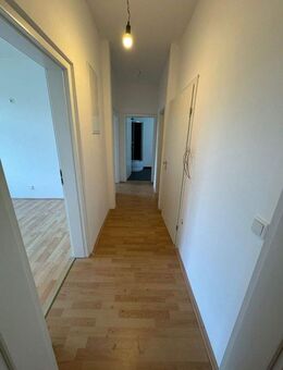 Frisch sanierte 3-Zimmer-Wohnung in ruhiger Lage von Remscheid - Remscheid