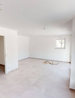 Terrassenwohnung mit kleinem eigenem Garten - Grevenbroich