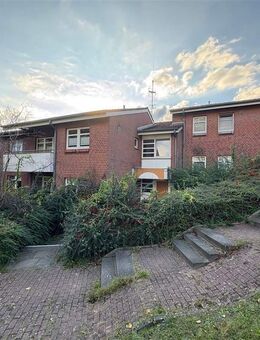 Gepflegte 2-Zimmer-Wohnung mit sonniger Loggia in Kiel-Dietrichsdorf - jetzt investieren! - Kiel