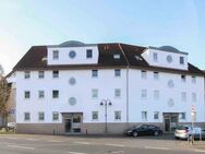 Direkt am Rhein: Bewohnte 2-Zimmer-Wohnung mit Balkon und Garage auf Erbbaugrund - Mainz