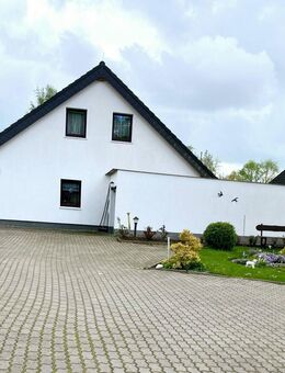 Schönes Einfamilienhaus mit großem Grundstück zum Verlieben ! - Süderholz