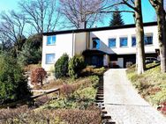 gepflegtes "Architektenhaus" in bevorzugter und ruhiger Lage mit traumhaftem Fernblick ins Paderborner Land - Schlangen