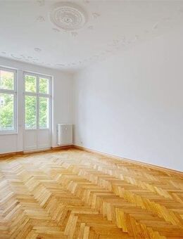 Altbauromantik am Lietzensee - renoviertes Stuckparadies - Berlin