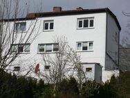 RESERVIERT!!!Gepflegte Doppelhaushälfte mit zusätzlichem Gartengrundstück in zentraler Lage! - Bad Brückenau