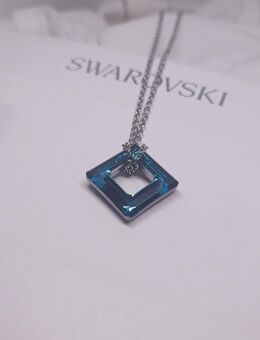 Swarovski Kristall Anhänger mit Kette - Kremmen