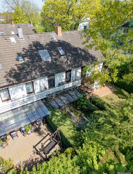 Verkauf: Stark sanierungsbedürftiges Reihenmittelhaus in Delmenhorst! - Delmenhorst