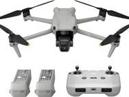 DJI Air 3 Fly More Combo (DJI RC-N2) Drohne (4K Ultra HD, DJI RC-N2 Fernsteuerung, 3 Akkus, Ladestation und Umhängetasche)