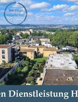 Erstbezug nach Sanierung, 3-Zi.-Whg., ca. 97 m², Dachterrasse, gr. Bad, sep. WC, neue EBK, Lift, TG-Stellplatz, oberstes Geschoss mit traumhaftem Blic - Stuttgart