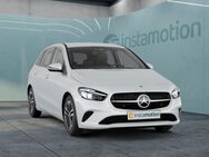 Mercedes B 250, e Progressive Line Advanced Winterpaket, Jahr 2023 - München