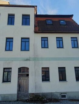 Zentral mit vielen Möglichkeiten! Wohn- und Geschäftshaus zu verkaufen! - Triptis