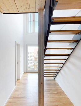 Großzügige 4-Zimmer-Maisonettewohnung mit Einbauküche und Loggia - Mannheim