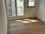 Charmante 2-Zimmer-Wohnung mit Balkon im Herzen der Stadt - Arnstadt