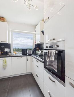 Wohnen oder vermieten - Flexible 4 Zimmer Eigentumswohnung mit Fernblick in Maintal Dörnigheim - Maintal