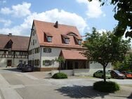 3,5-Zimmer-Maisonettewohnung mit Carport und Gartenanteil - Weißenburg (Bayern)