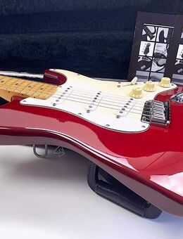 “Vintage Fender Stratocaster – USA 90’s – Lipstick Red – Top Zustand” - Berlin