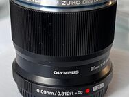 Olympus MFT Objektiv, M.ZUIKO DIGITAL ED 30mm f3.5 Macro - Bochum