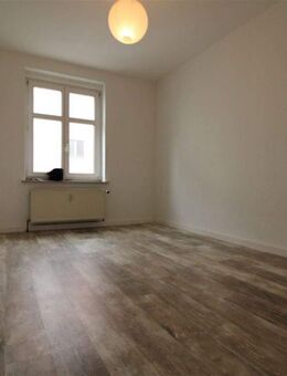 2 Raumwohnung mit Einbauküche - Plauen