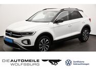 VW T-Roc, 1.5 TSI Style, Jahr 2023 - Wolfsburg