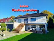 Einfamilienhaus und Gartenhaus und 3 Garagen und Carport und ... - Heinrichswalde