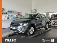 VW T-Roc, 1.5 TSI Style, Jahr 2024 - Tostedt