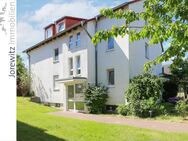 Bi-Milse: Renovierte, gut geschnittene 3 Zimmer-Wohnung mit Loggia und 2 Tiefgaragenstellplätzen - Bielefeld