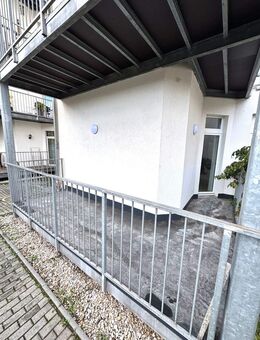==Charmant 2-Zimmer-Wohnung mit großem Süd-Balkon-frisch saniert in Debschwitz== - Gera